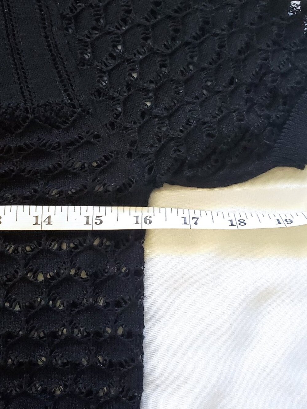 Mini Cropped Cardi - Picture 10 of 11